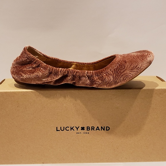 Lucky Brand Emmie Flats in Sable color - Picture 3 of 6